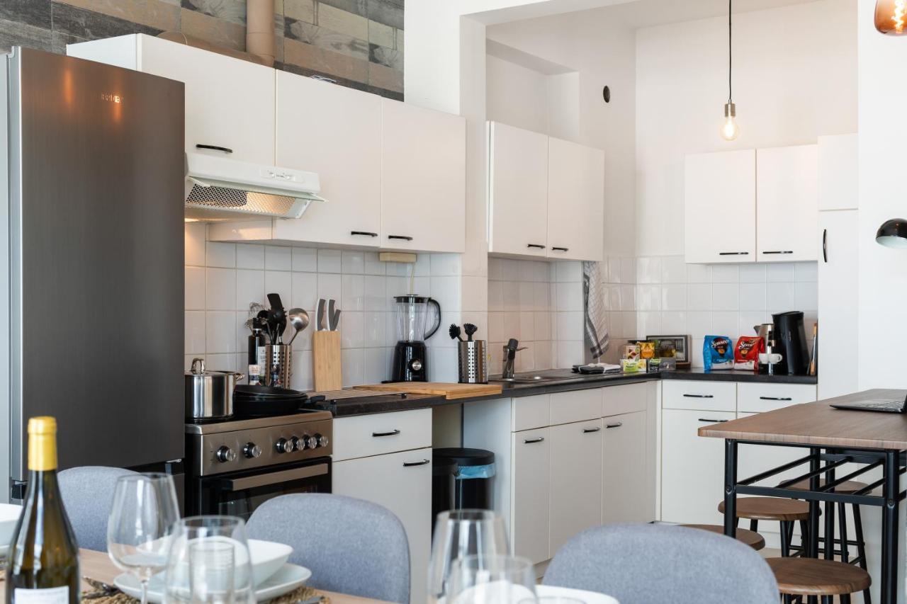 City Apartment 3 Bedroom, Kitchen, Wifi, Workspace, Coffee, Central ฮัสเซลต์ ภายนอก รูปภาพ
